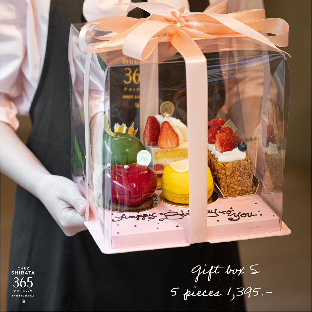 มพ์นิยม” – ชุดเค้กสุดฮิต 5 ชิ้น ในกล่องของขวัญสุดพิเศษ