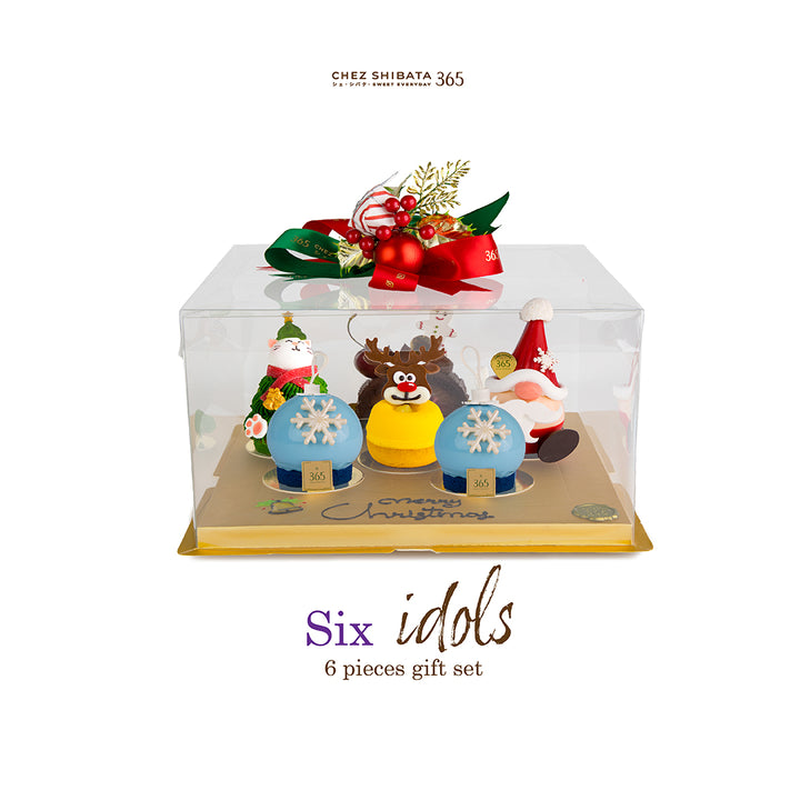 Set of six decorative figures in a clear box from Chez shibata365