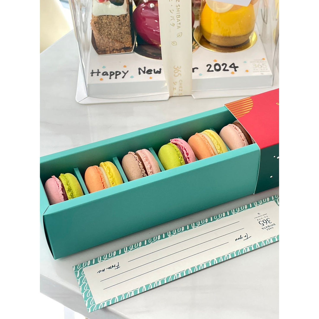 Macarons set