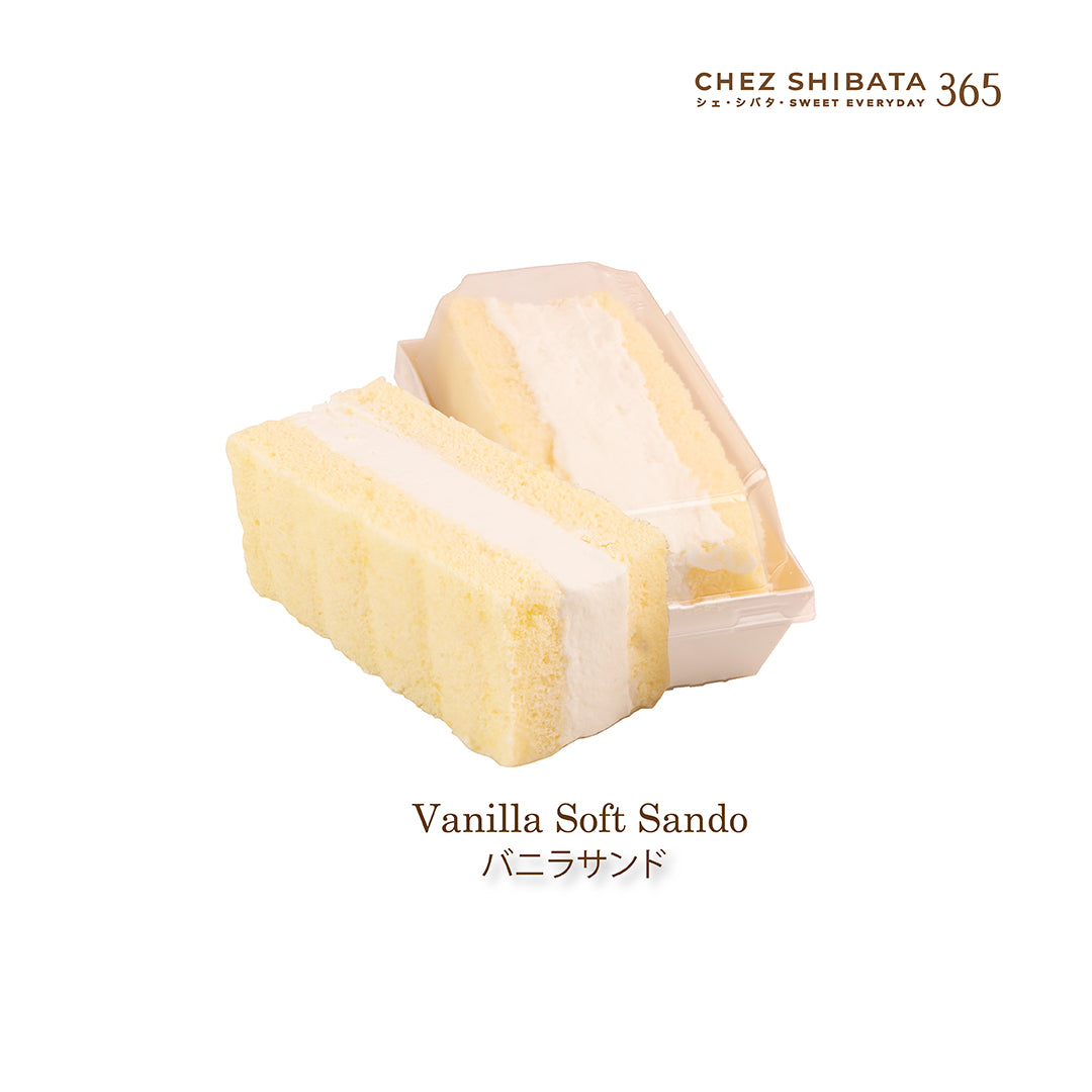 Vanilla soft sando – Japanese style cream sandwich cake with light sponge and fresh whipped cream being piped by hand at Chez Shibata 365 วานิลลา ซอฟต์ ซานโด เค้กแซนด์วิชสไตล์ญี่ปุ่น เนื้อเค้กนุ่มเบา สอดไส้ครีมสด