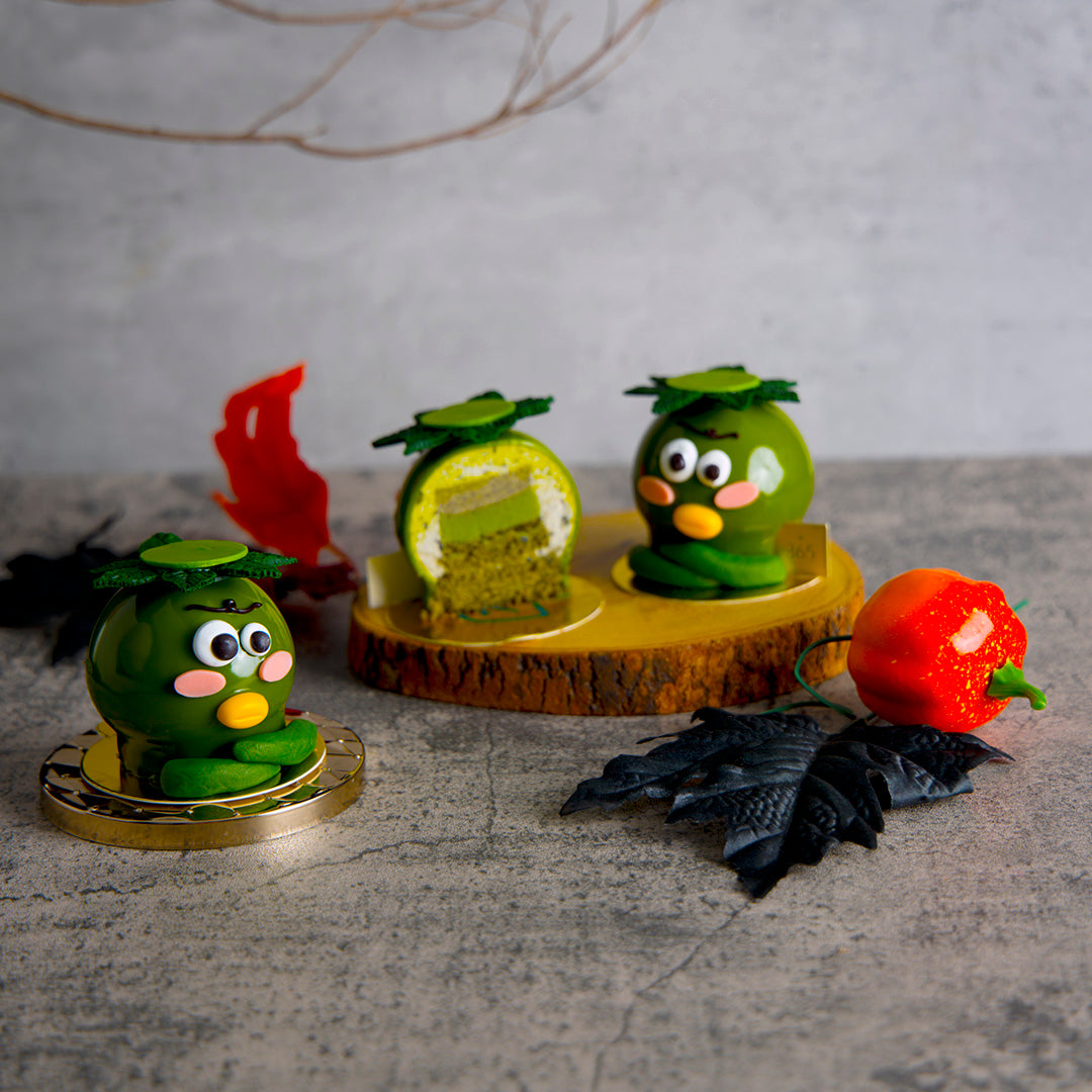 Kappa Matcha Black Sesame Cake